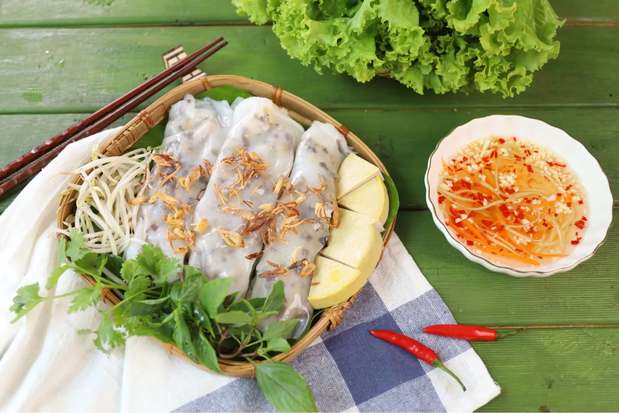 Bánh cuốn bao nhiêu calo? Ăn nhiều bánh cuốn có gây mập hay không?