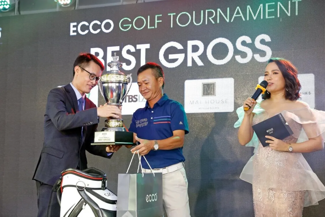 Best gross trong golf là gì? Cách tính điểm best group theo luật quốc tế