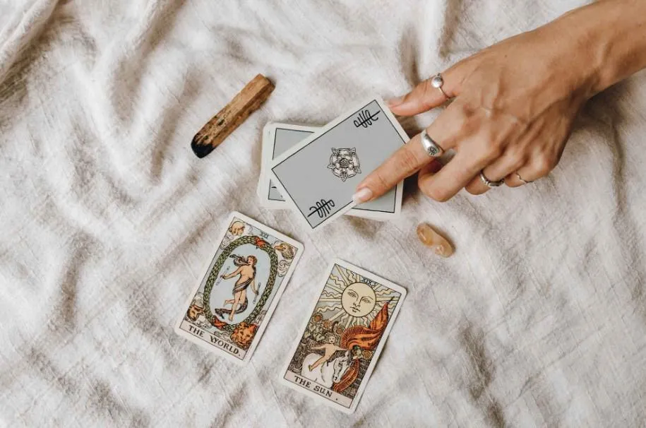 Bói bài Tarot có chuẩn xác không?