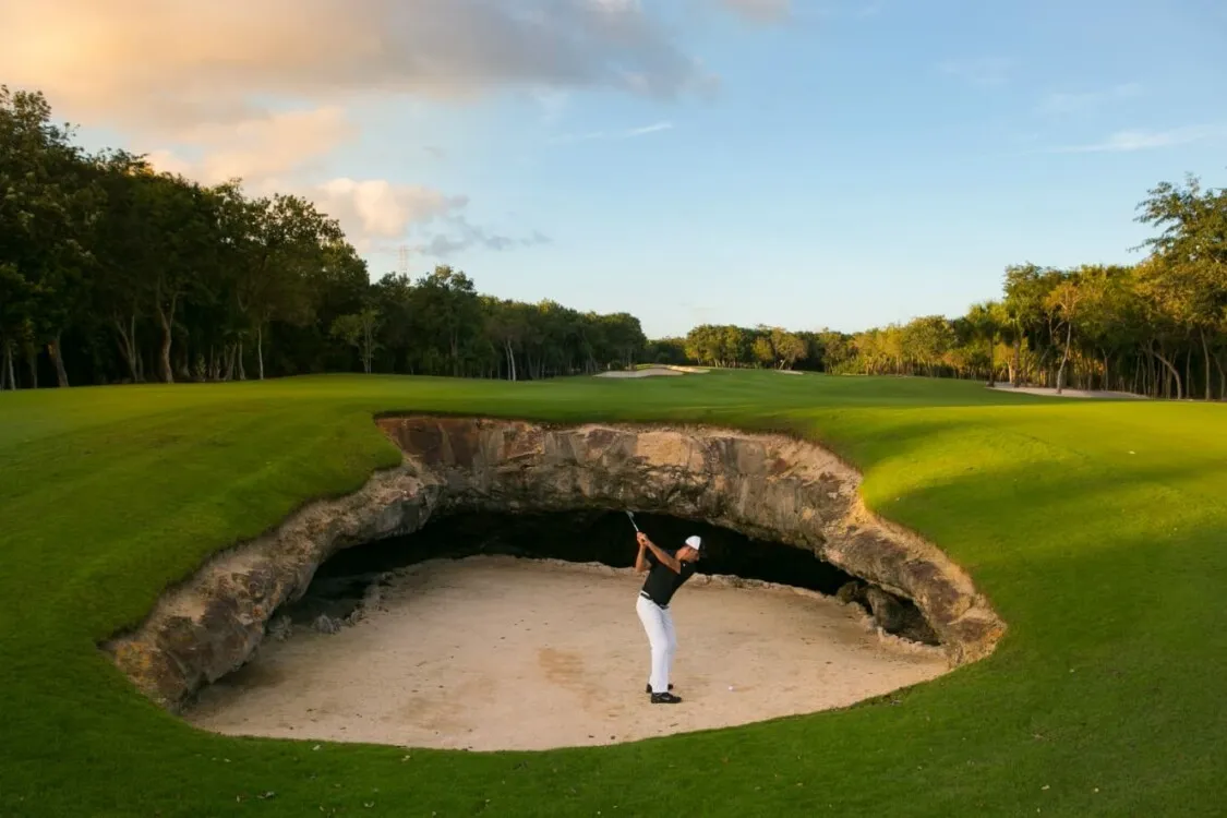 Bunker golf là gì? Vai trò và các loại bunker golf thường gặp