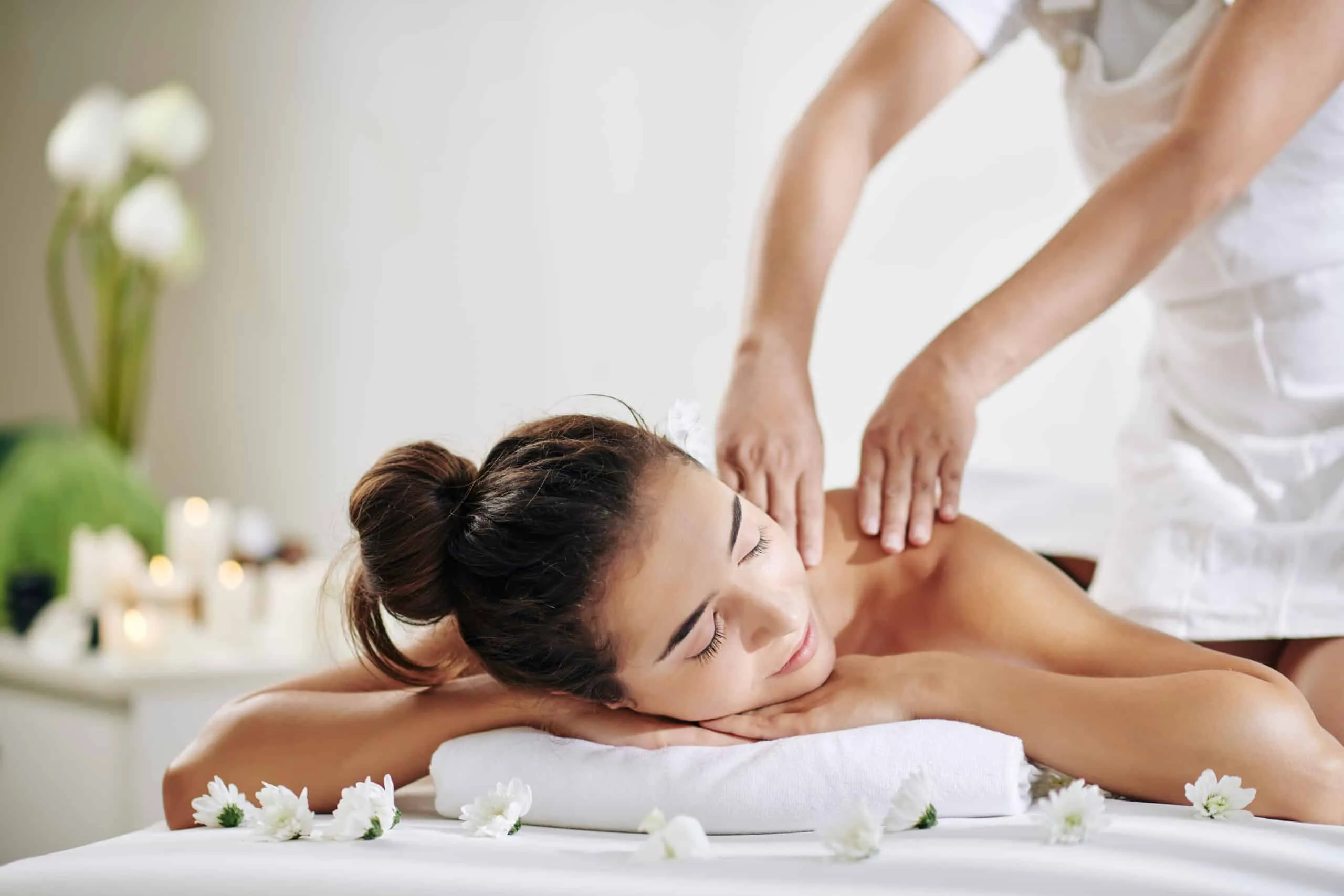 Cách massage lưng như thế nào để giúp giảm đau, thoải mái hơn?