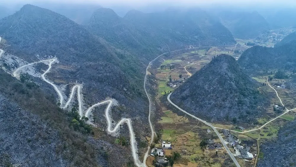 Cao nguyên đá Đồng Văn ở đâu? Kinh nghiệm khám phá cao nguyên Đồng Văn