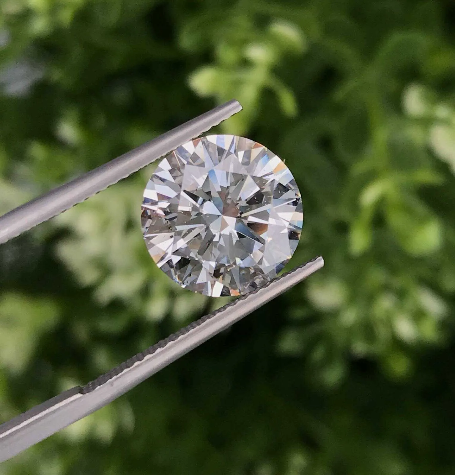 Carat là gì? 1 carat mấy gam? Phân biệt carat với karat