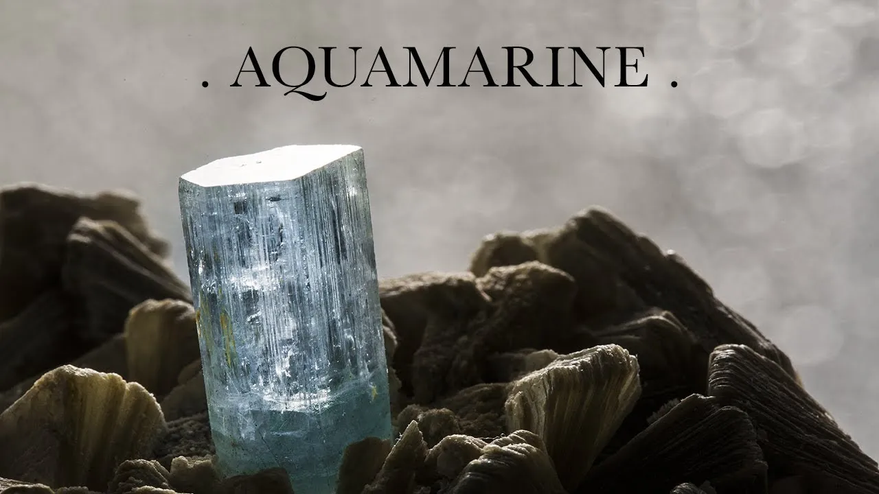 Đá Aquamarine là gì, ý nghĩa và công dụng ra sao?