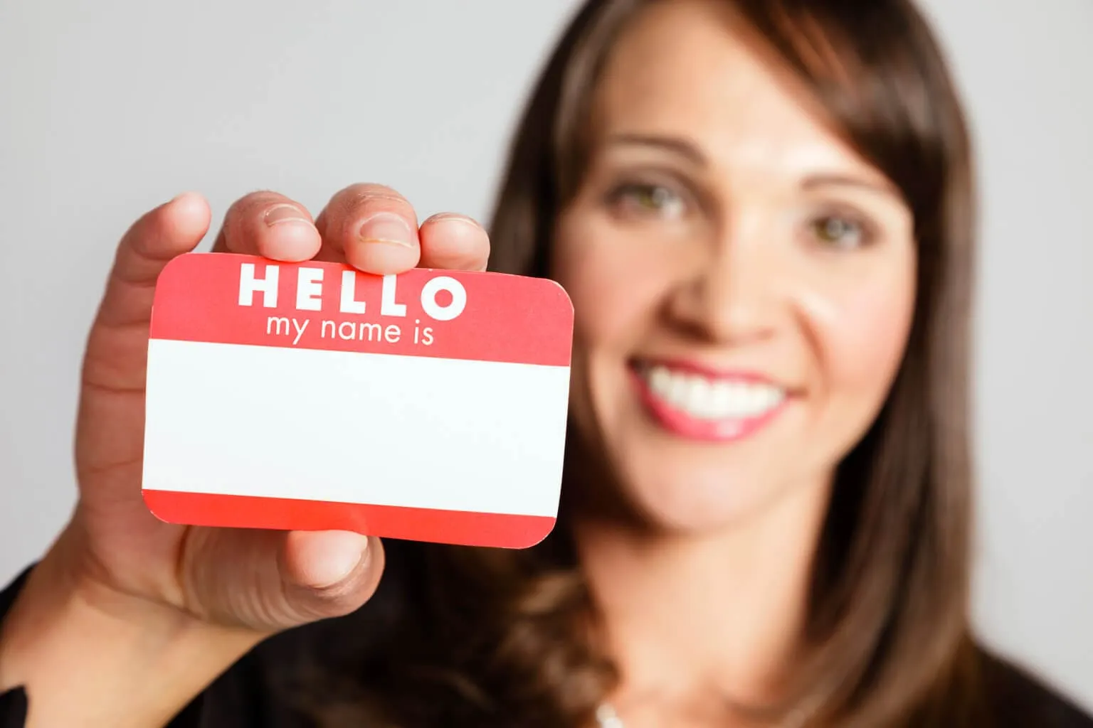 First name là gì? Hướng dẫn điền thông tin chính xác trên hồ sơ