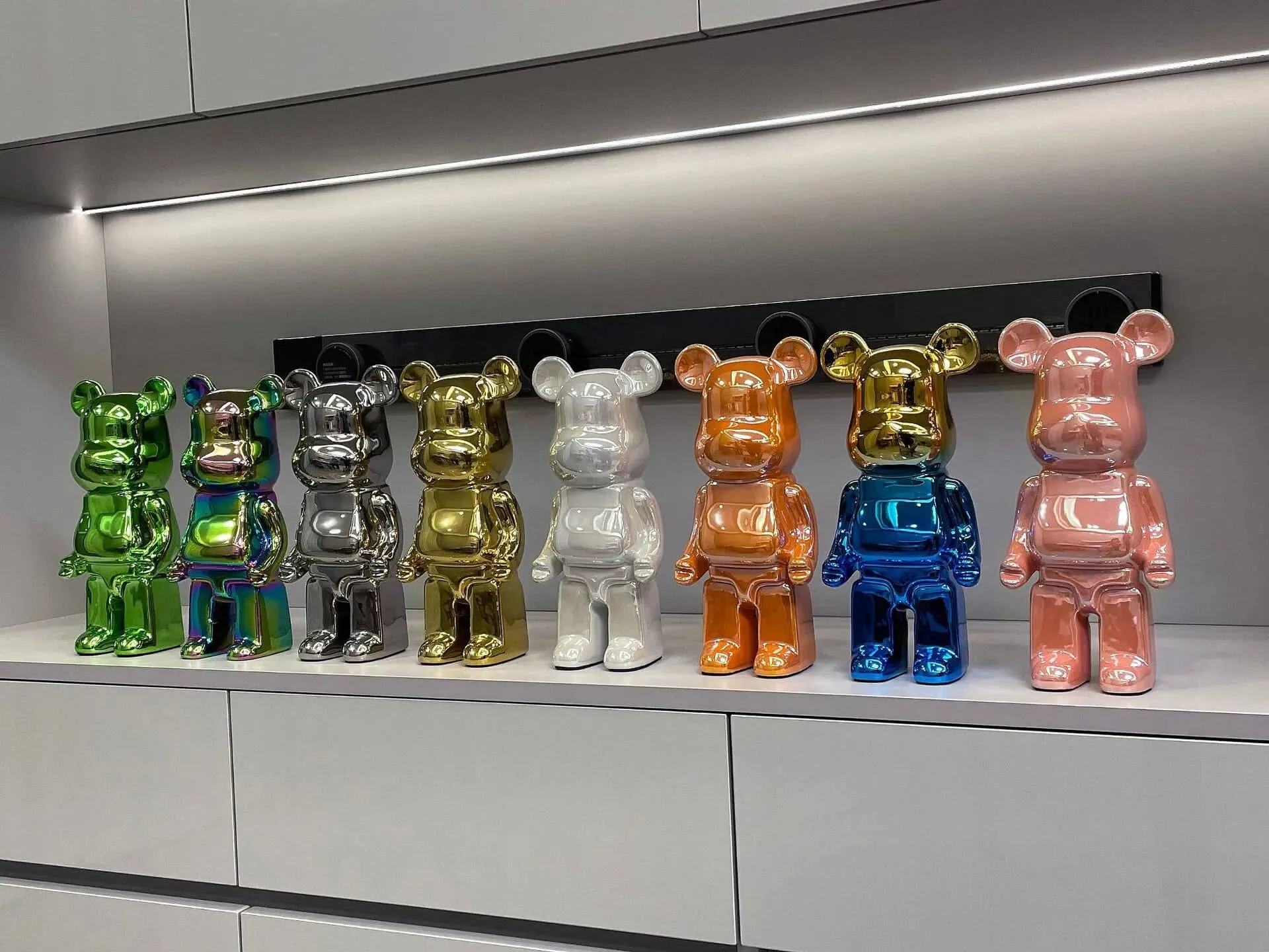 Gấu Bearbrick là gì? Đặc điểm, kích cỡ và giá thành của gấu Bearbrick