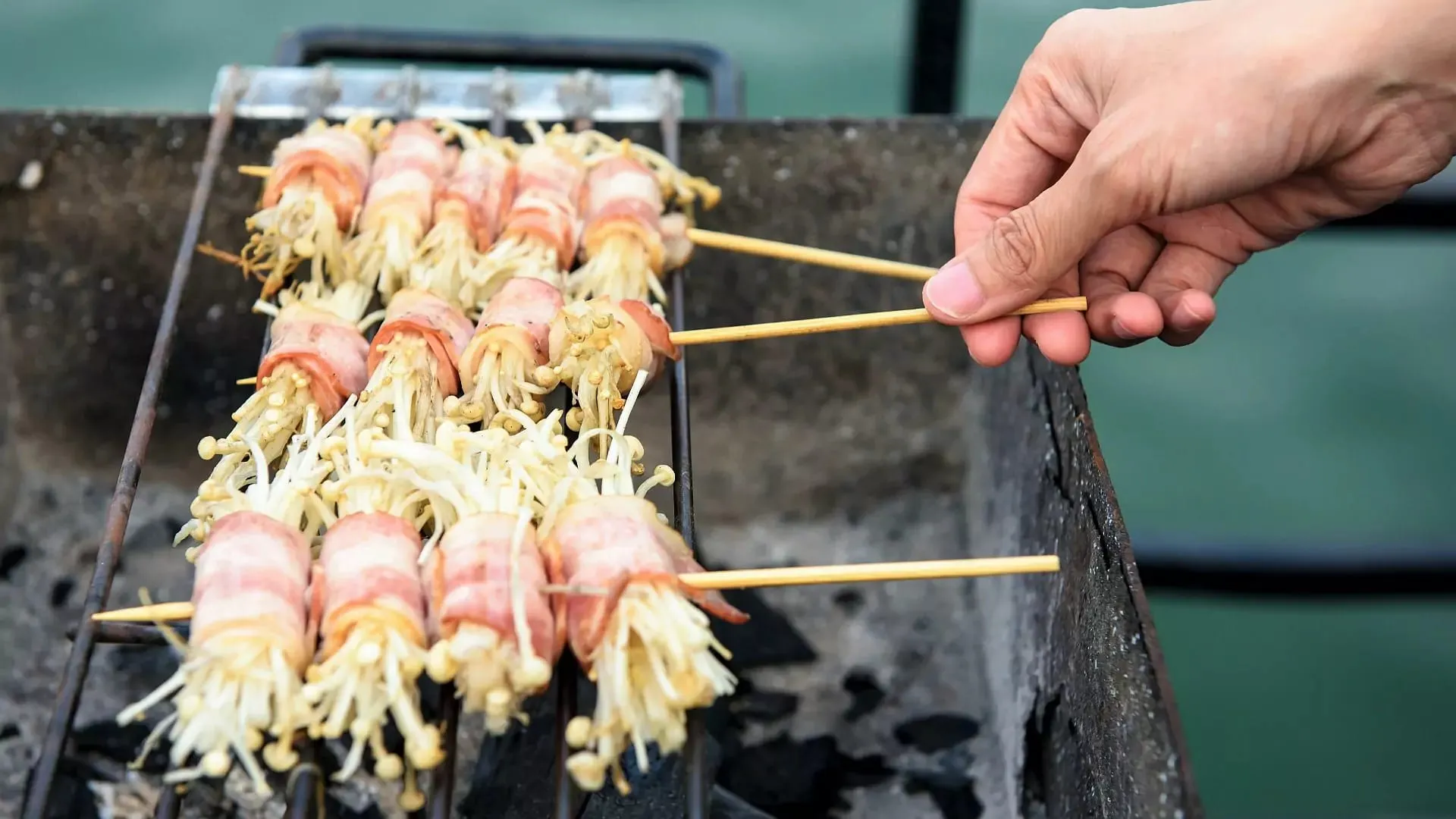 Giải Đáp: Nấm Kim Châm Bao Nhiêu Calo?