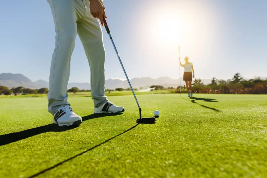 Golf là gì? Những thuật ngữ chơi golf cho người mới tập chơi