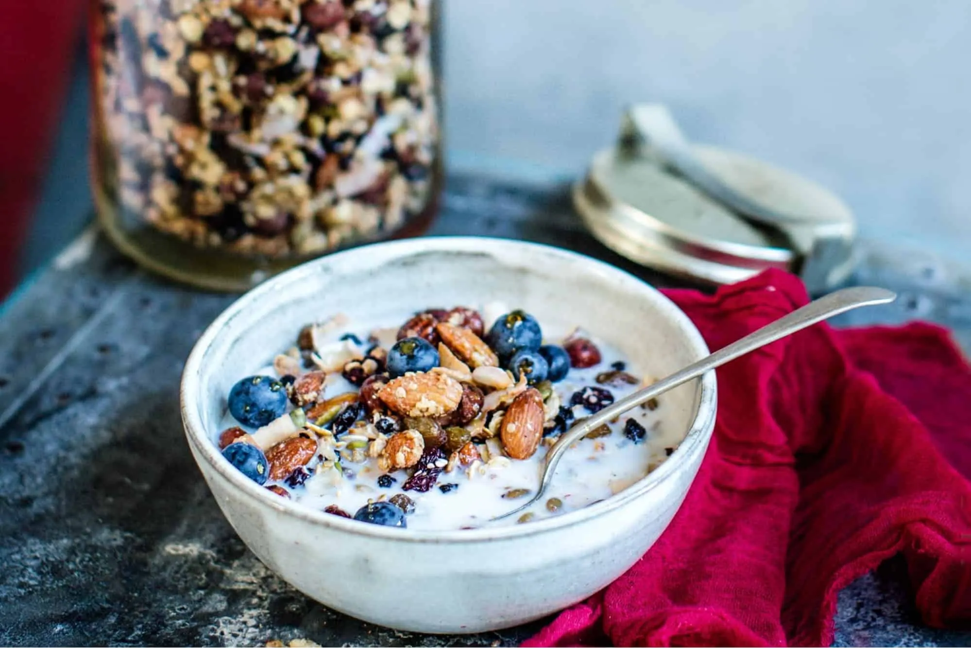 Granola là gì? Một số lợi ích mà granola mang đến cho con người