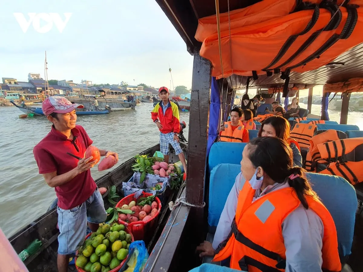 Kinh nghiệm du lịch chợ nổi Cái Răng 2024