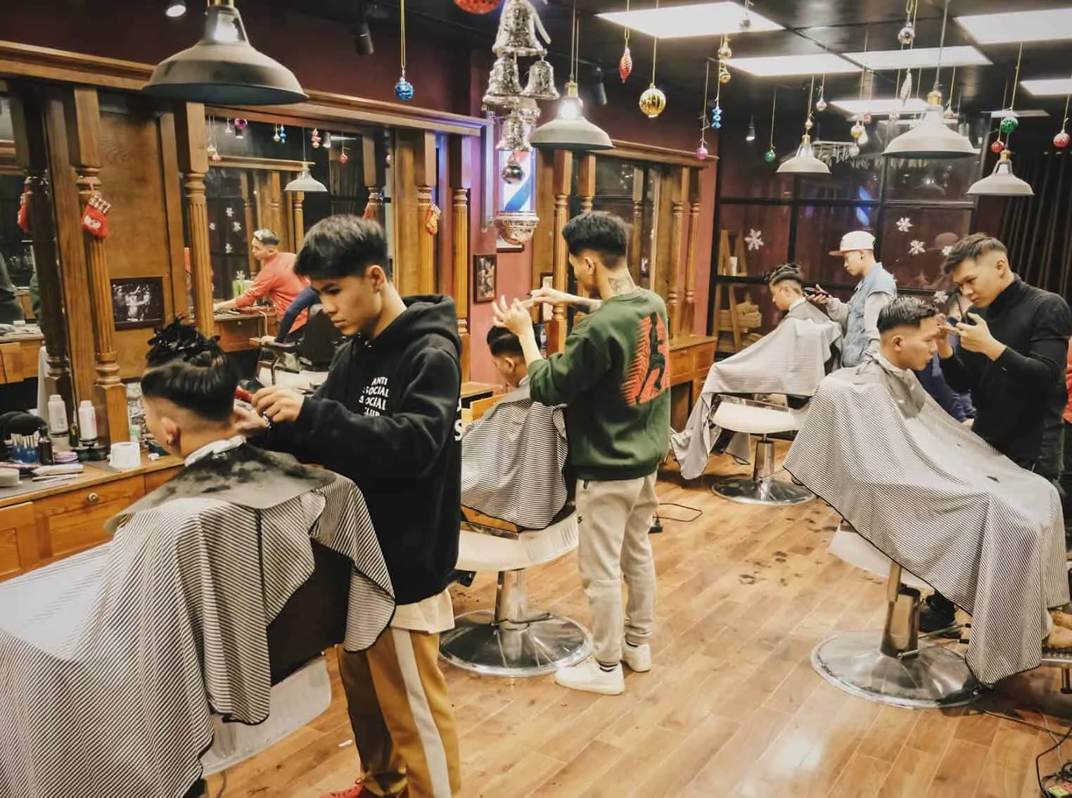 Kinh nghiệm mở barber shop: những nguyên tắc giúp kinh doanh thành công