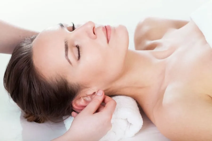 Massage có giúp ngủ ngon hơn không? Lợi ích của massage đối với giấc ngủ