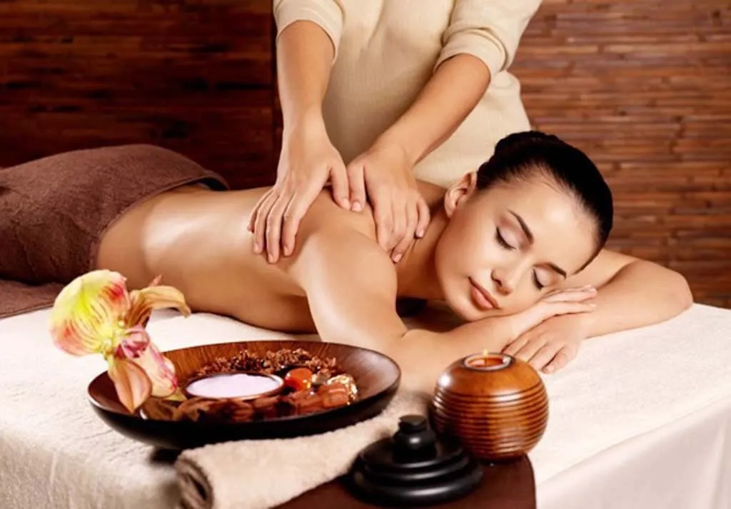 Massage spa body là gì? Tác dụng và các phương pháp massage chủ yếu