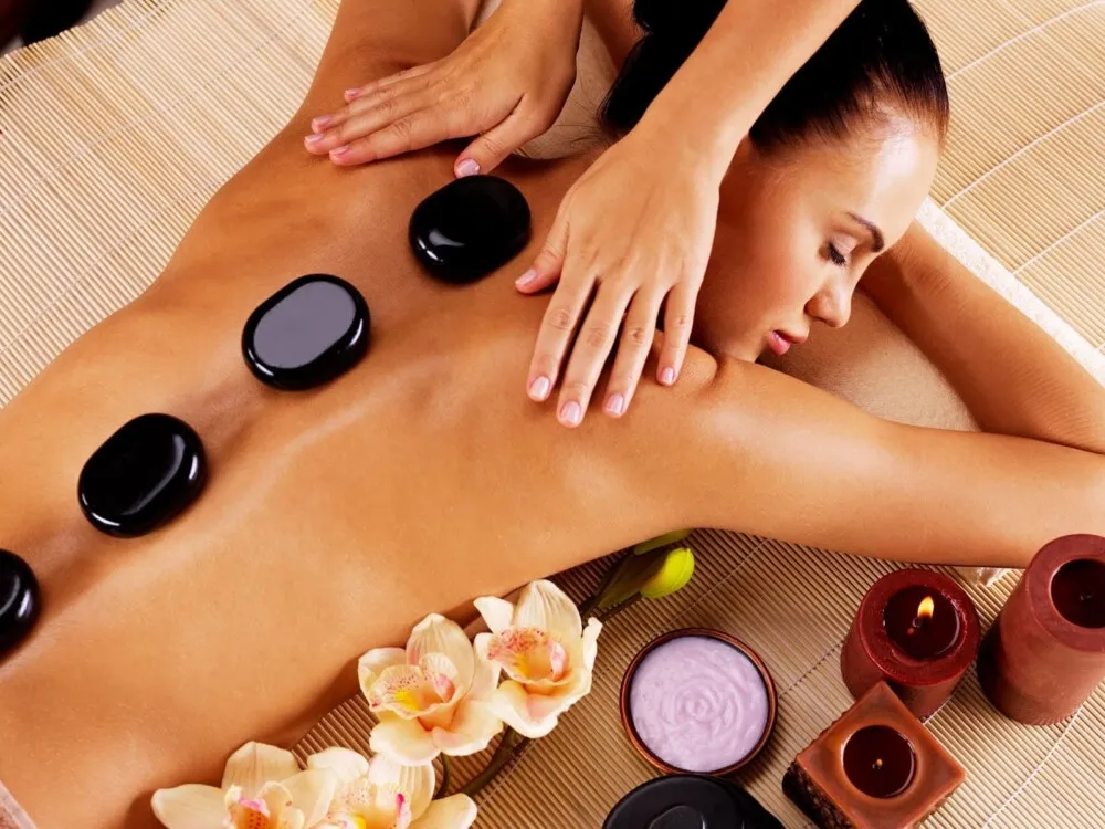 Massage spa body là gì? Tác dụng và các phương pháp massage chủ yếu