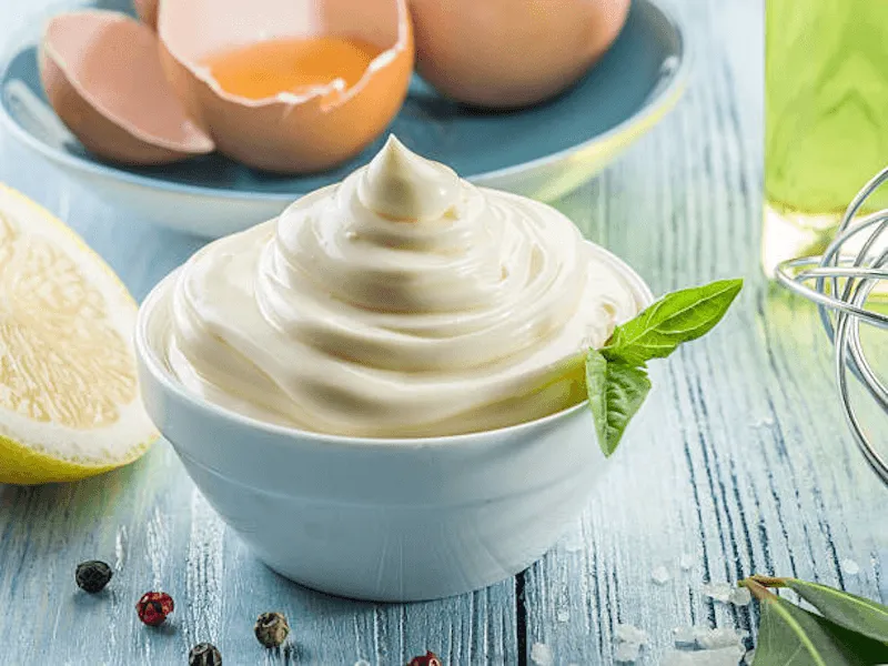 Mayonnaise bao nhiêu calo? Ăn sốt mayonnaise có gây béo không? 