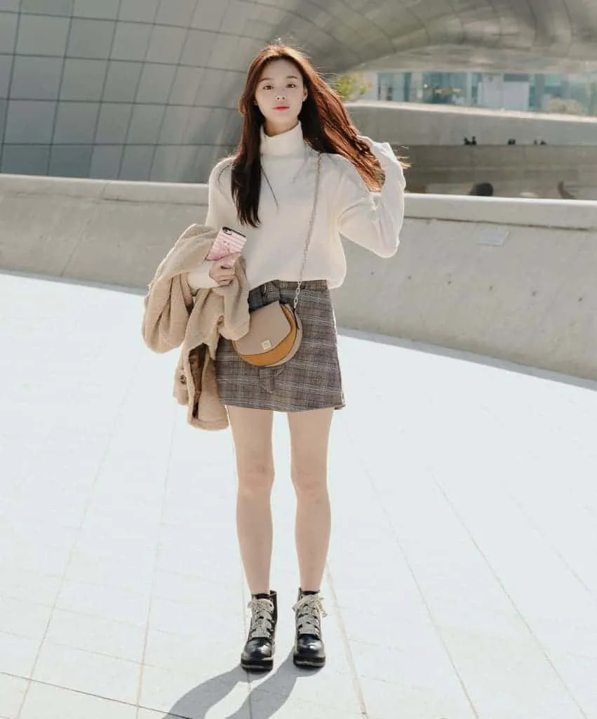 Outfit là gì? Một số outfit thịnh hành nhất thời gian gần đây