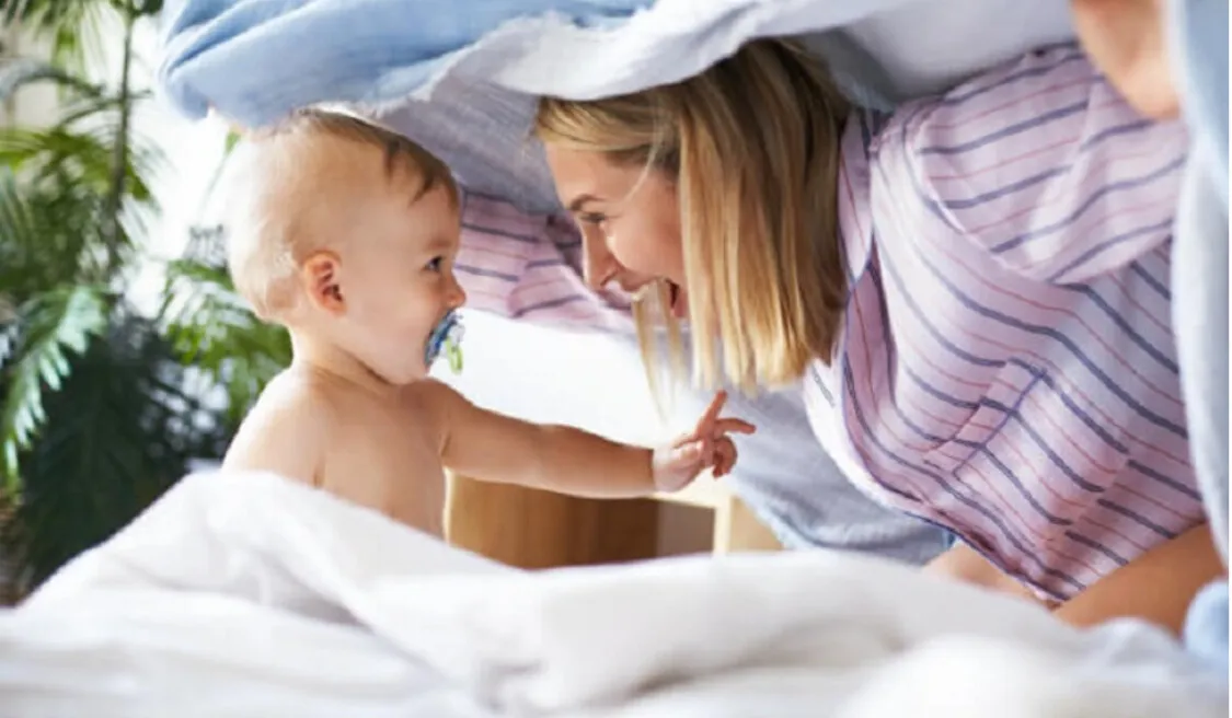 Peekaboo là gì? Tác động của peekaboo đến sự phát triển của trẻ nhỏ