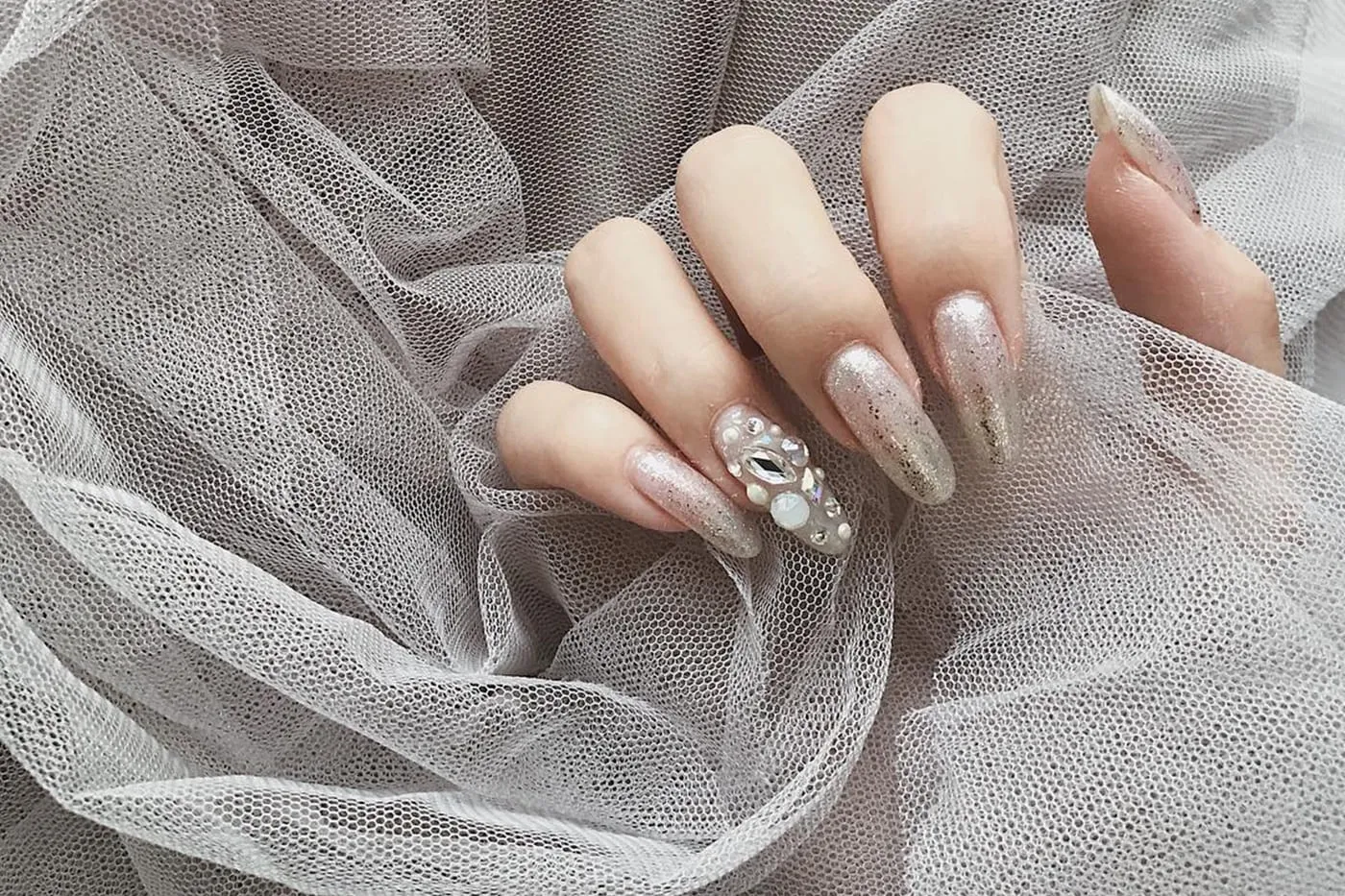 TOP 11+ mẫu nail tết đẹp, đơn giản, sành điệu cho bạn diện tết đẹp