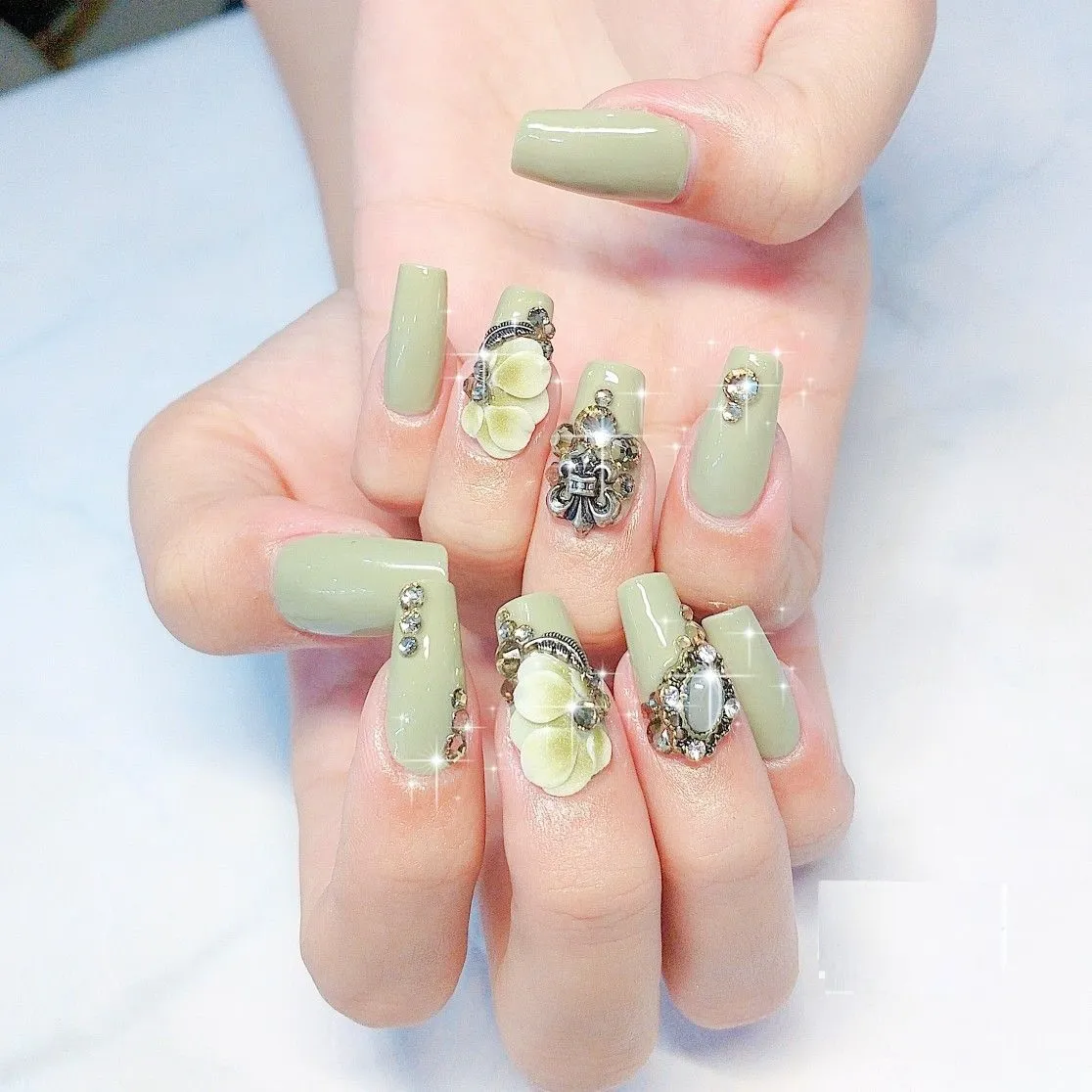 TOP 11+ mẫu nail tết đẹp, đơn giản, sành điệu cho bạn diện tết đẹp