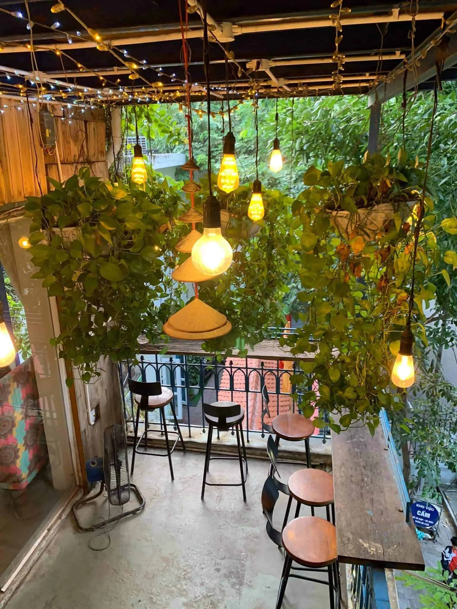 Top 11 quán cafe đẹp ở hà nội chụp ảnh sống ảo cực “xịn sò”