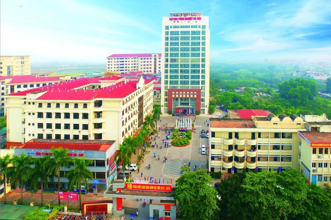 Top 11 trường đại học ngành quản trị kinh doanh tốt nhất Việt Nam