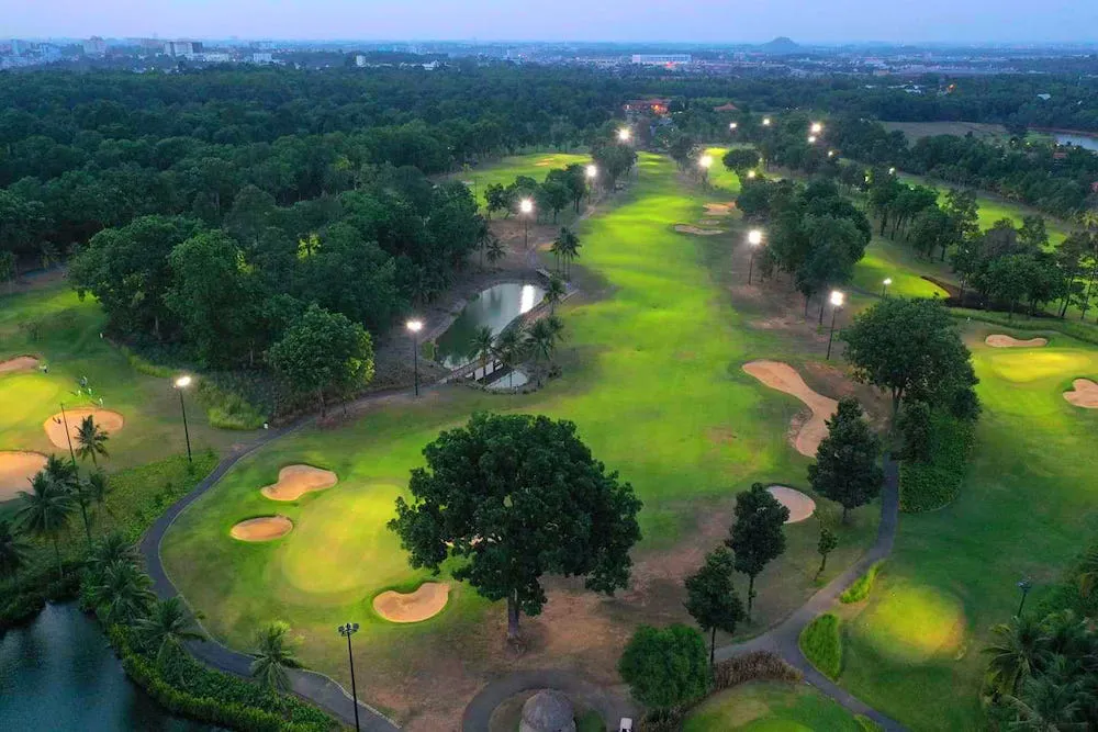 Top 8 sân golf TP.HCM đẹp, đạt chuẩn quốc tế