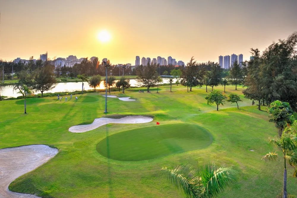 Top 8 sân golf TP.HCM đẹp, đạt chuẩn quốc tế