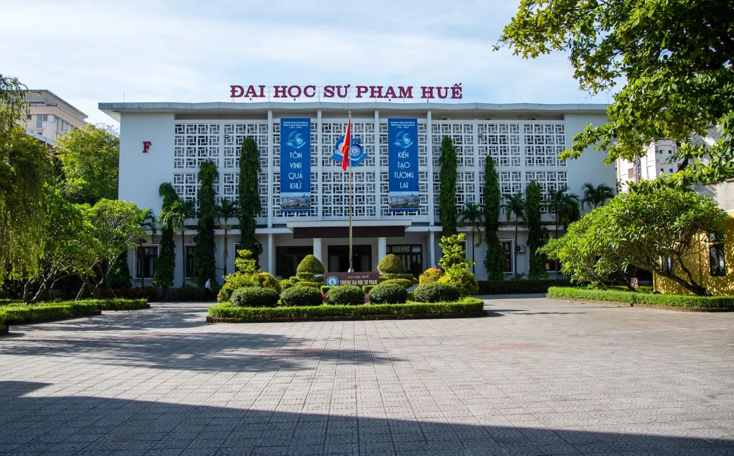 Top 8 trường đại học sư phạm tốt nhất Việt Nam