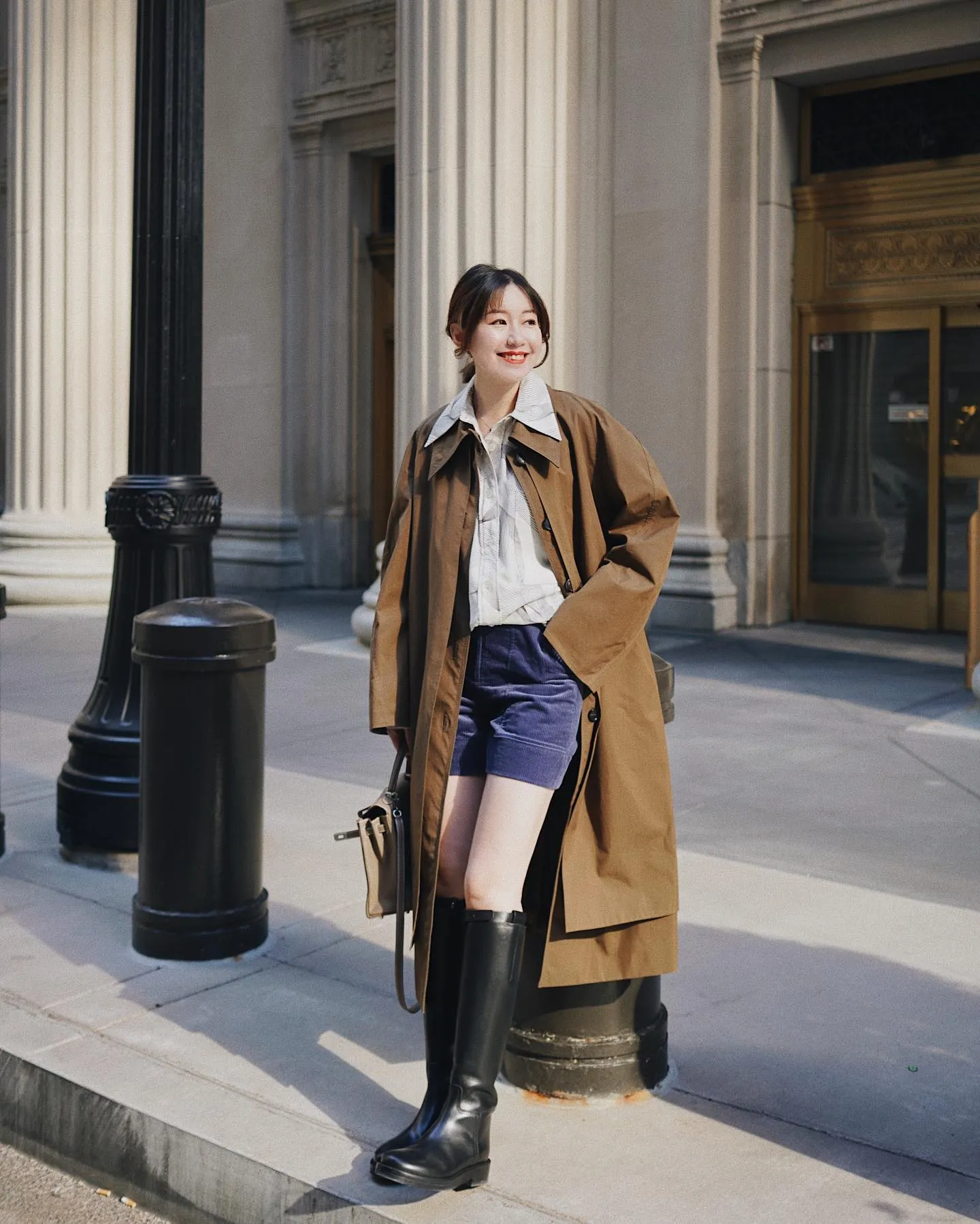 Trench coat là gì? 5 cách phối đồ với áo trench coat cho bạn gái