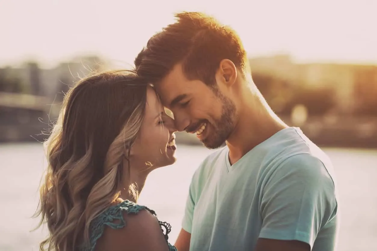 True love là gì? 6 dấu hiệu giúp bạn nhận biết True love 