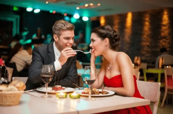 Valentine tặng gì cho vợ? Top 15 món quà Valentine tặng vợ ý nghĩa nhất